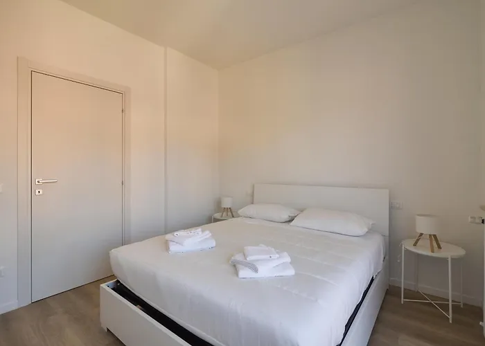 Am 5 - Penthouse With View And Parking