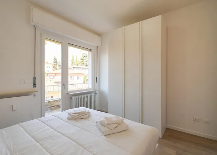 Am 5 - Penthouse With View And Parking *