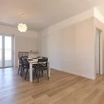 公寓 Am 5 - Penthouse With View And Parking
